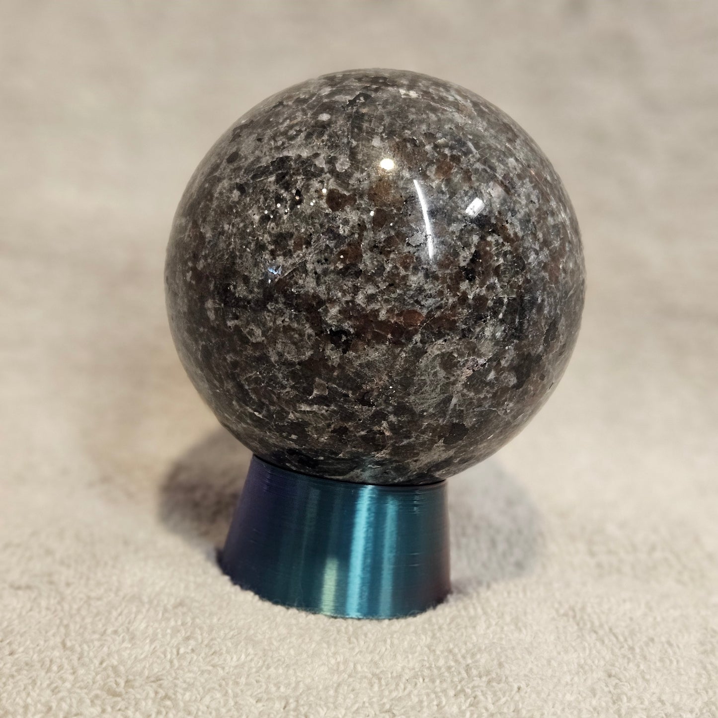 Yooperlite Sphere